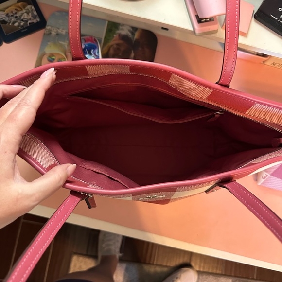 Coach City Buffalo Plaid Zip Tote with matching cosmetic case - Picture 3 of 3